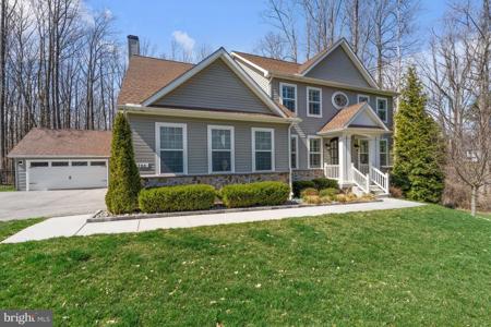 704 ROANE HOLLOW LANE