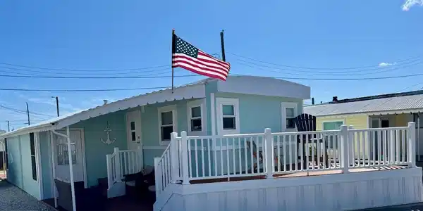 38 LEE AVENUE