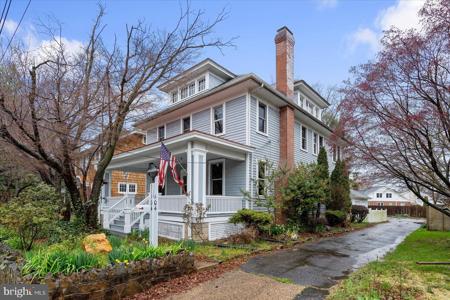104 LOCUST LANE