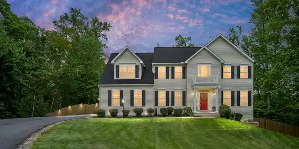 15 BLOSSOM TREE COURT