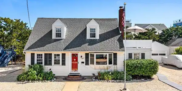 15 36TH STREET