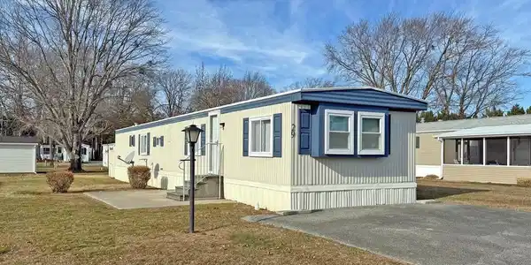 29 BAYBREEZE ROAD
