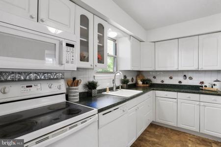1159 HAMPTON ROAD