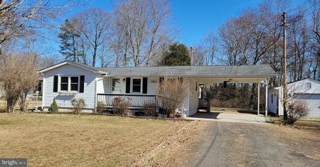 583 HOLLY WAY