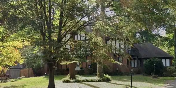 18604 CABIN ROAD