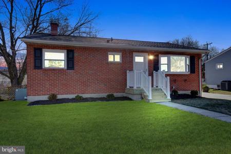 9 HARRIET DRIVE