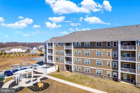 403 BOLD RULER COURT