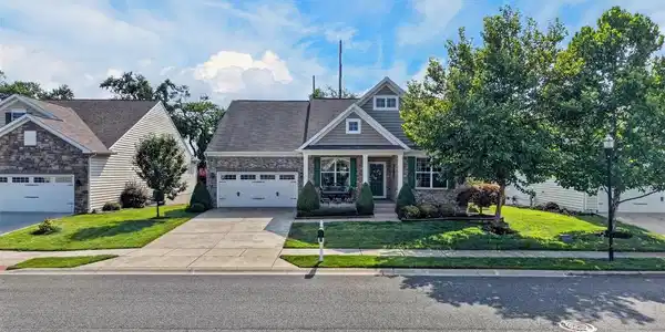 239 SILKY DOGWOOD LANE