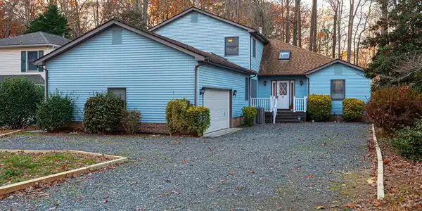 14 WHALER LANE