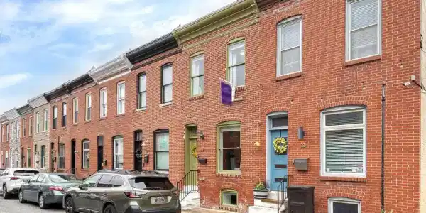 36 DECKER AVENUE