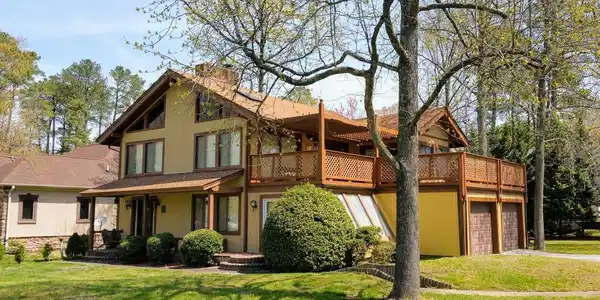 11445 MOHAWK COURT