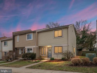 35 ROCKWELL COURT