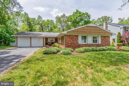 504 FOSTER KNOLL DRIVE
