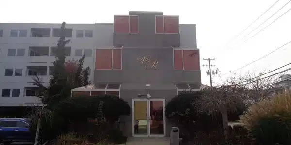 901 OCEAN AVENUE