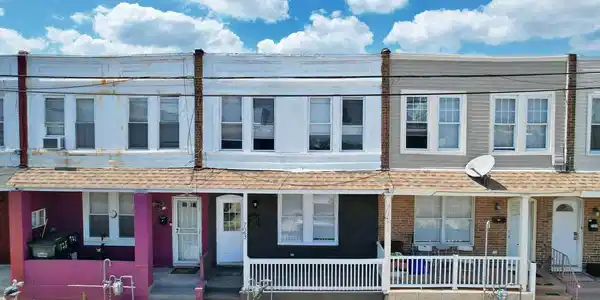 723 HARRIS PLACE
