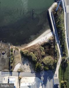 2572 EAST BAY AVENUE