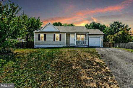 830 WOODMONT COURT