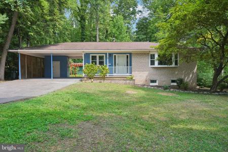 1418 FOREST LANE