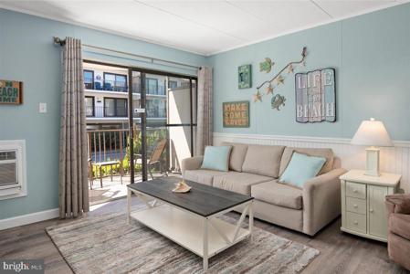 8 36TH STREET