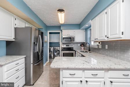 1209 ASHMEAD SQUARE