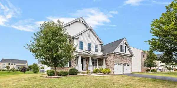 1119 CASEY DRIVE