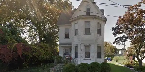 18 PEARL STREET
