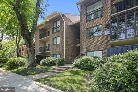 300 HILLTOP LANE