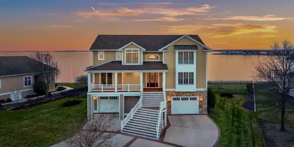 27 WHITE OAK ROAD