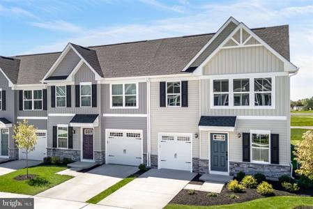 612 AUGUSTINE COURT