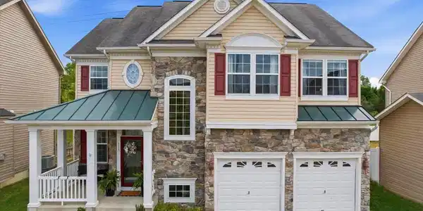 115 THOROUGHBRED DRIVE