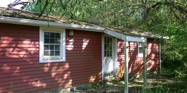 36 MACKEYS LANE