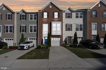 534 CALVERT WAY
