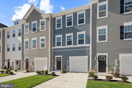 408 HALYARD COURT