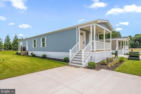 9832 SALT LIFE LANE