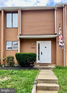 1364 HAZEL NUT COURT