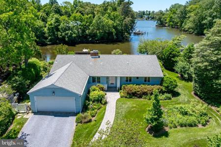 615 CANAL LANE
