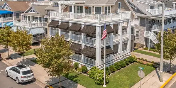 873 BRIGHTON PLACE