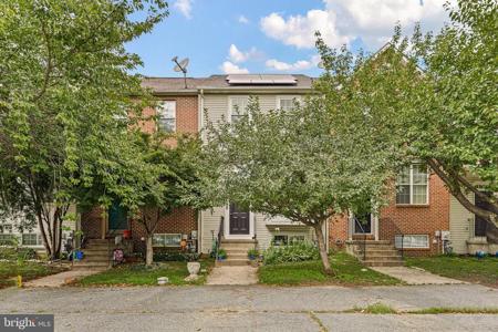 62 WHITETAIL WAY