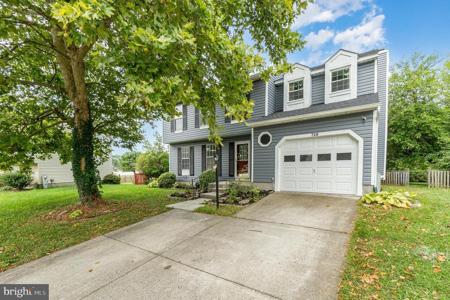 726 RAINBOW COURT