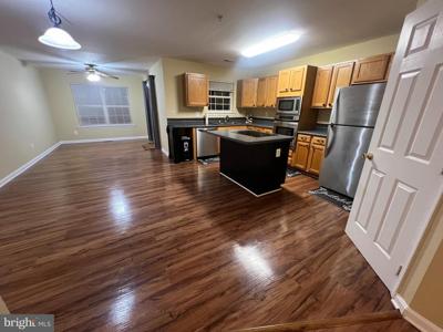 518 SALISBURY PLACE