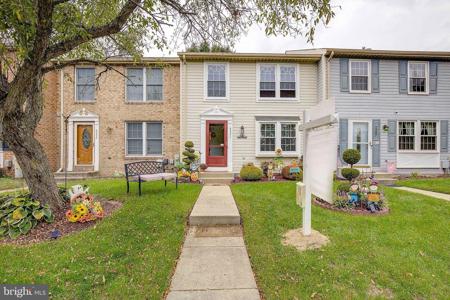 8224 SHADY NOOK COURT