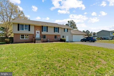 20296 SPITFIRE COURT