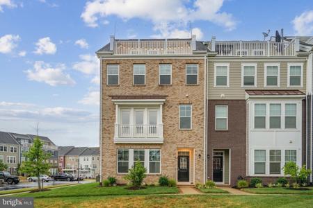 1494 MEADOWLARK GLEN ROAD