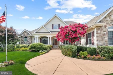 607 SAINT ANDREWS COURT