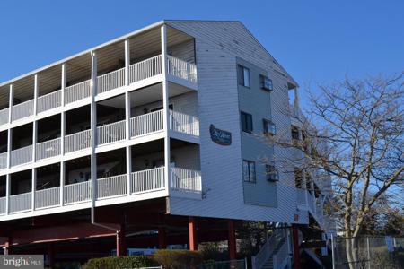 300 ROBIN DRIVE