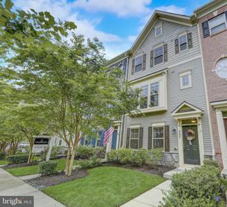 207 VANGUARD LANE