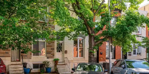 929 CLINTON STREET