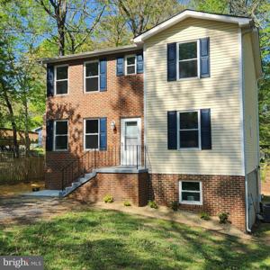 535 MAPLE WAY