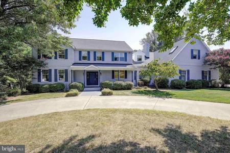 233 WINELAND WAY