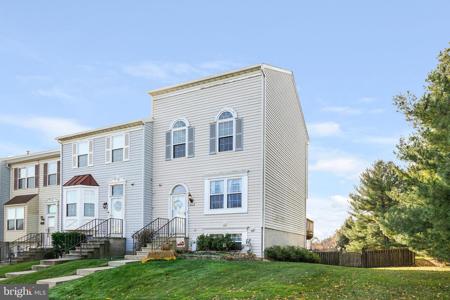 102 HUNTER COURT